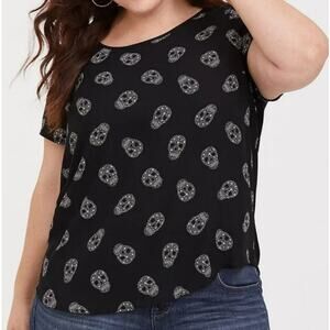 New Torrid Womens 3X Top Abbey Skull Short Sleeve Blouse Black White